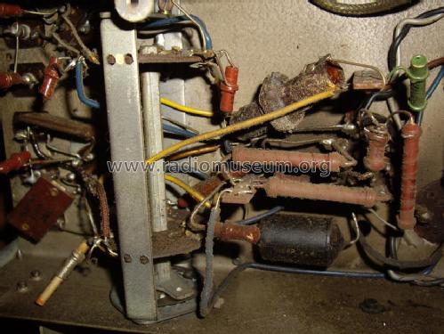 BN572-A, BN572-A2; Philips; Eindhoven (ID = 764335) Radio