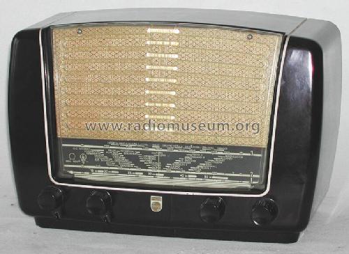 BX320A /00; Philips Belgium (ID = 30276) Radio