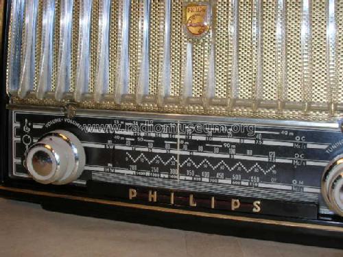 BX355U; Philips Belgium (ID = 1081084) Radio