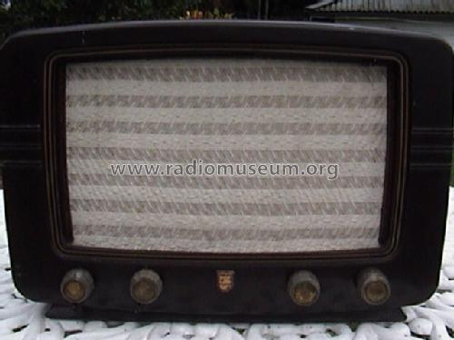 BX427A /10; Philips Belgium (ID = 161327) Radio