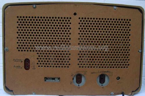 BX494A /01; Philips Belgium (ID = 1487490) Radio