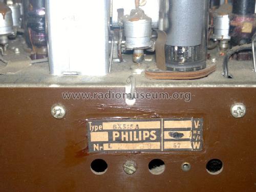 BX555A; Philips Belgium (ID = 1618211) Radio