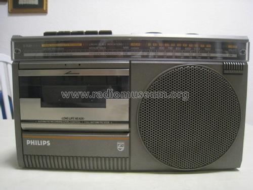 2 Band Radio Cassette Recorder D7030 /00; Philips - Österreich (ID = 2024910) Radio