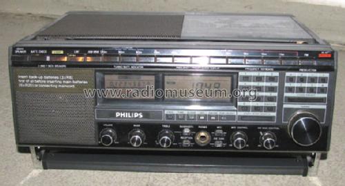 D2999 /00; Philips Hong Kong (ID = 626295) Radio