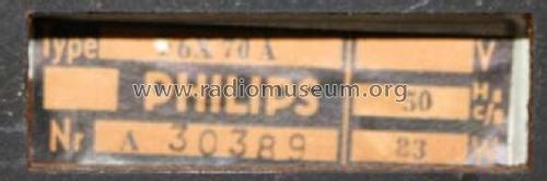 F6X70A; Philips; Eindhoven (ID = 2526725) Radio