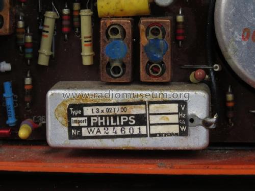 L3X02T /00F /00G /00W; Philips; Eindhoven (ID = 2246583) Radio