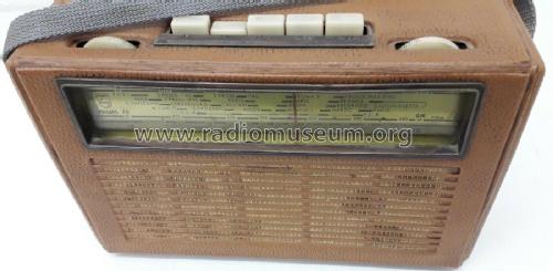 L3X24T /00; Philips; Eindhoven (ID = 2436570) Radio