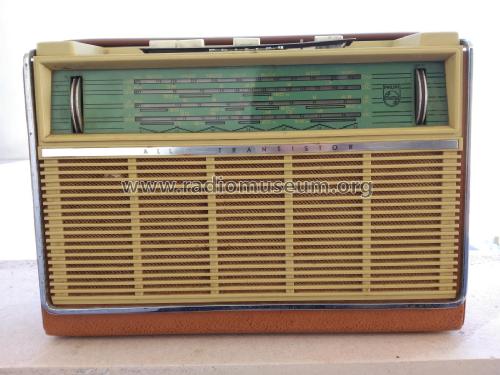 L4X95T; Philips; Eindhoven (ID = 2175556) Radio