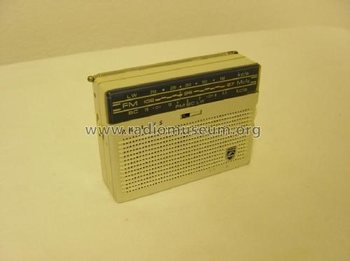 Nanette L1W22T /54 /64; Philips; Eindhoven (ID = 108452) Radio