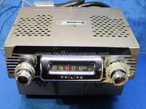 NX593V; Philips; Eindhoven (ID = 996509) Car Radio