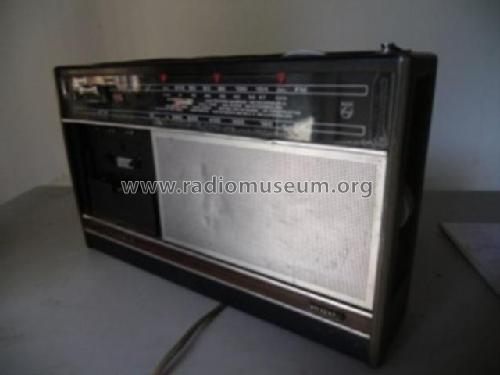 RR300; Philips; Eindhoven (ID = 2042889) Radio