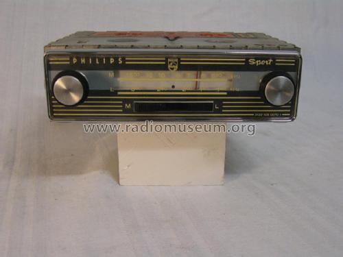 Sport N3X44T; Philips; Eindhoven (ID = 2633214) Car Radio