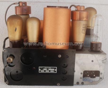 Superinductance 834C; Philips; Eindhoven (ID = 2740502) Radio