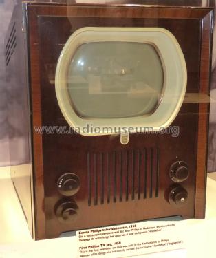 TX400U; Philips; Eindhoven (ID = 2107403) Televisore