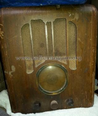 516P; Philips Electrical (ID = 1908779) Radio