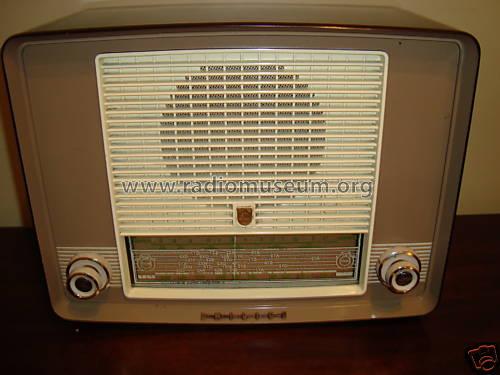 International BZ367A; Philips Electrical (ID = 649987) Radio