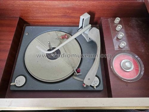 Concorde F4Z37A; Philips Electrical (ID = 3247480) Radio