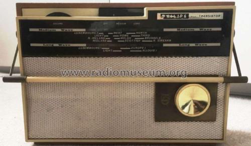 L3G04T/01 ; Philips Electrical, (ID = 2119365) Radio