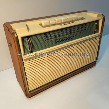 Town & Country Trans-World L4Z95T; Philips Electrical (ID = 2751333) Radio