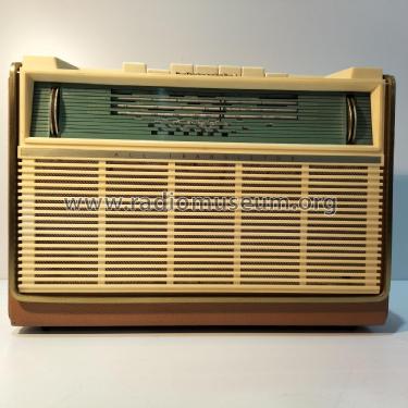 Town & Country Trans-World L4Z95T; Philips Electrical (ID = 2751338) Radio