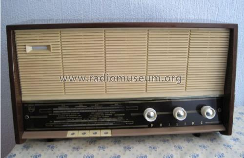 B4E25A; Philips Ibérica, (ID = 746938) Radio