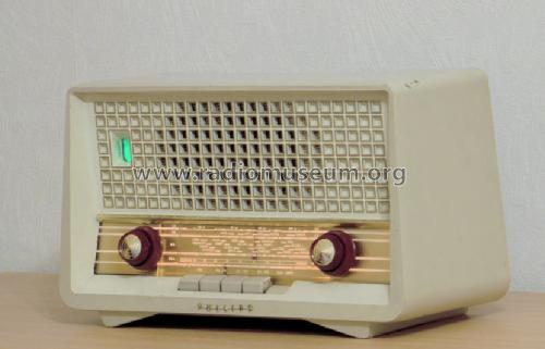B3SF82U; Philips Finland - (ID = 382374) Radio
