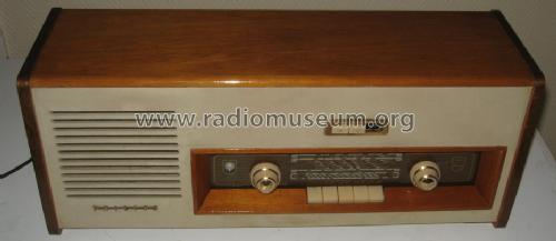 B4SF83A; Philips Finland - (ID = 1072365) Radio