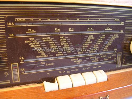 B4SF92A; Philips Finland - (ID = 1952539) Radio