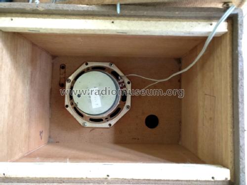 Speakerbox 22RH411 /00T /01Z; Philips Finland - (ID = 2125997) Parlante