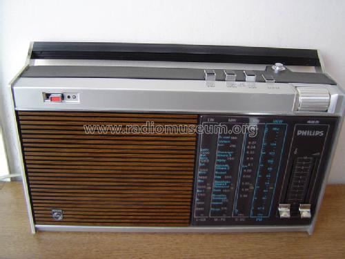22RL425 /60Z; Philips France; (ID = 420610) Radio