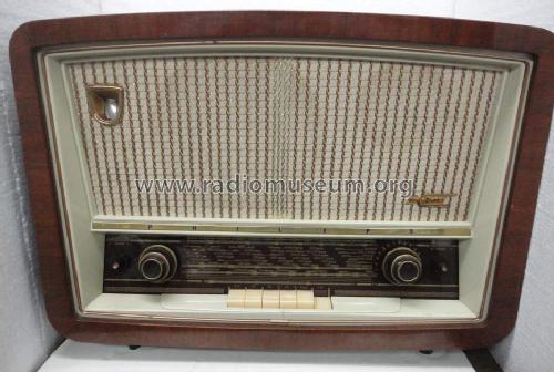 Duplicated model with ID = 146795; Philips France; (ID = 1681977) Radio