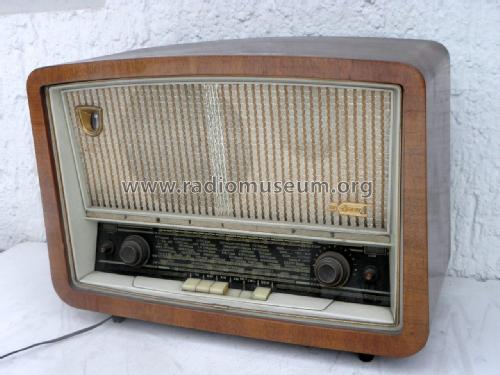 B5F76A /02 AM/FM; Philips France; (ID = 1940504) Radio