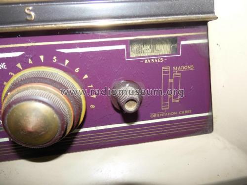 B6F87A; Philips France; (ID = 2132437) Radio