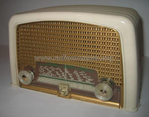 BF121.01U; Philips France; (ID = 1933932) Radio