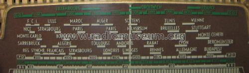 BF121.01U; Philips France; (ID = 1933935) Radio