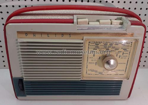 L3F93T; Philips France; (ID = 2874606) Radio