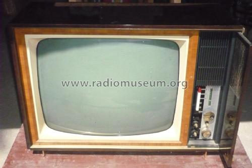 TF2569 /060 /070; Philips France; (ID = 1996514) Television