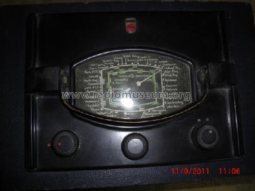 225B; Philips Electrical, (ID = 1054774) Radio