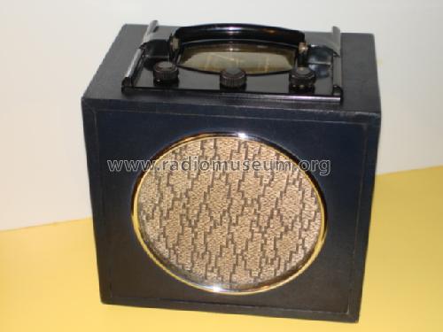 225B; Philips Electrical, (ID = 905175) Radio