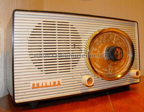 B2G81U; Philips Electrical, (ID = 839260) Radio