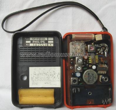 Portable Radio MW SX1072 /22L; Philips Hong Kong (ID = 2370651) Radio