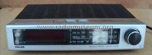 Electronic Clock Radio 390 90-AS-390/00; Philips Ibérica, (ID = 2313568) Radio