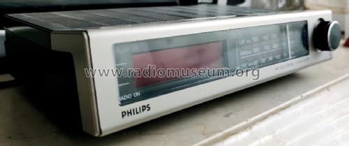 Electronic Clock Radio 390 90-AS-390/00; Philips Ibérica, (ID = 2754723) Radio