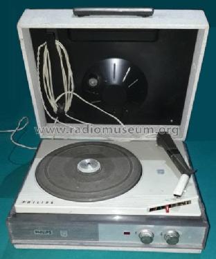 NG-4050; Philips Ibérica, (ID = 2417915) R-Player
