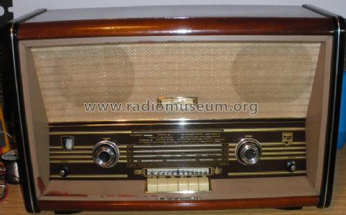 B6E83A; Philips Ibérica, (ID = 1159793) Radio