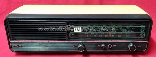 19RB244 /00 /22; Philips Italy; (ID = 2959135) Radio