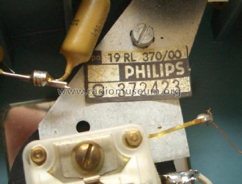 19RL370/00R; Philips Italy; (ID = 1732106) Radio