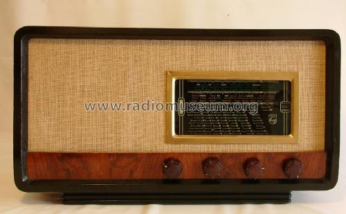 666B; Philips Italy; (ID = 1229339) Radio