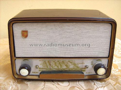 BI250A; Philips Italy; (ID = 384348) Radio