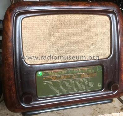 BI560/A; Philips Italy; (ID = 2996601) Radio